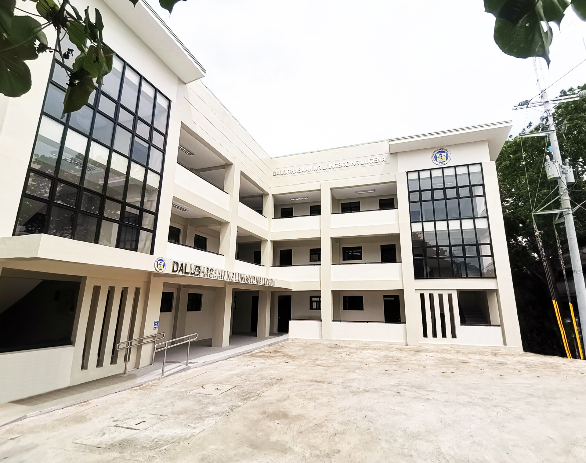 DLL Registrar's Office