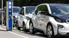 What’s the difference between and electric car and hybrid car? 