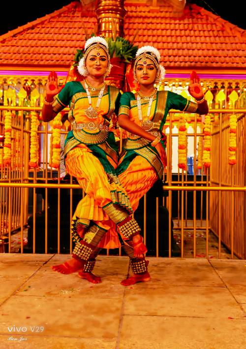 Influence of Traditional Indian Dance on Global Choreography