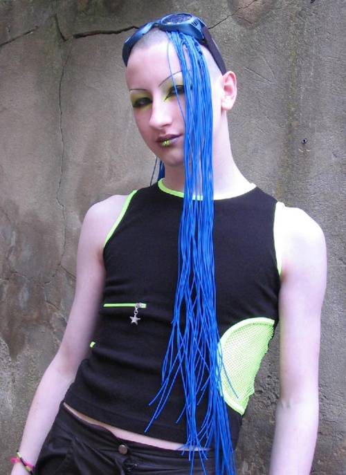 What is subculture fashion?