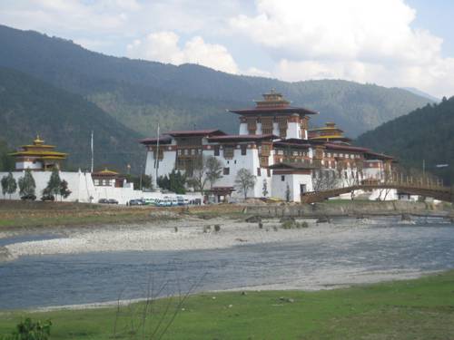 The Influence of Bhutanese Architecture on Sustainable Building Design