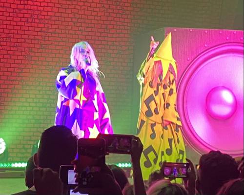 The Influence of Hyperpop on Music Trends