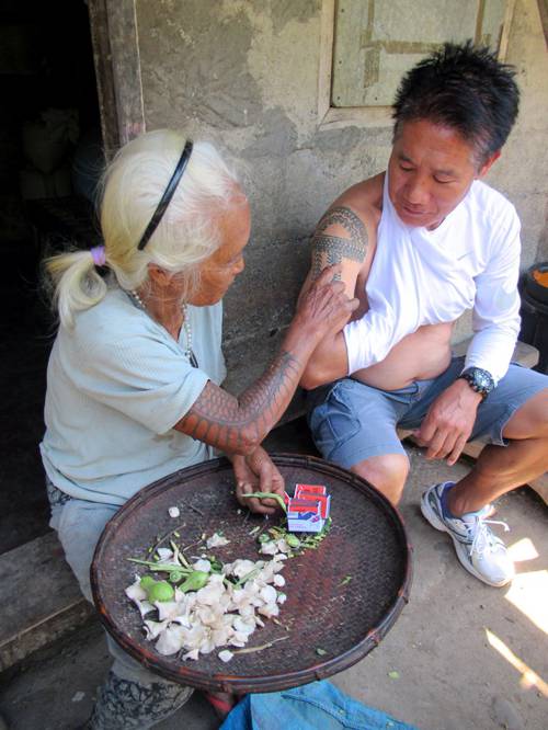 The Role of Traditional Tattoos in Cultural Identity